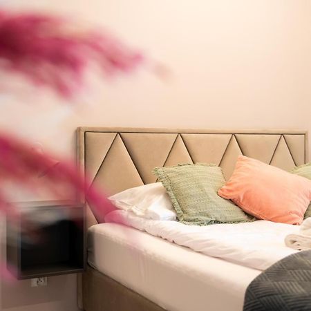 Apartament Smile - Z Prywatnym Monitorowanym Parkingiem By Spaceapart Jelenia Góra Extérieur photo