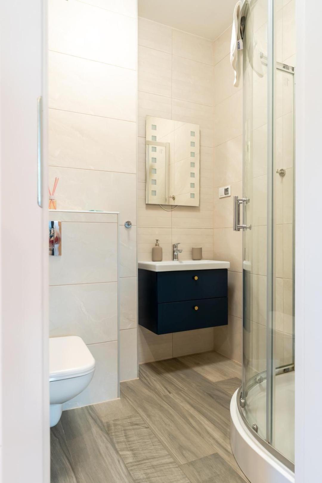 Apartament Smile - Z Prywatnym Monitorowanym Parkingiem By Spaceapart Jelenia Góra Extérieur photo