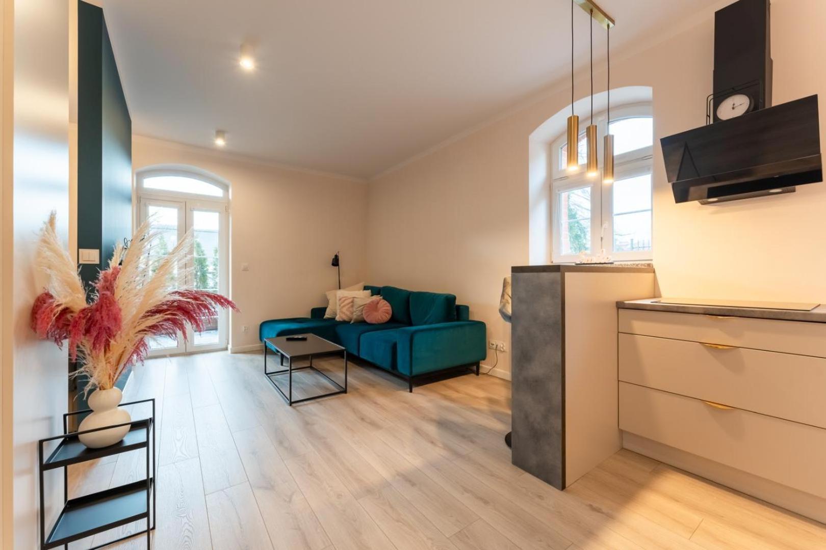 Apartament Smile - Z Prywatnym Monitorowanym Parkingiem By Spaceapart Jelenia Góra Extérieur photo